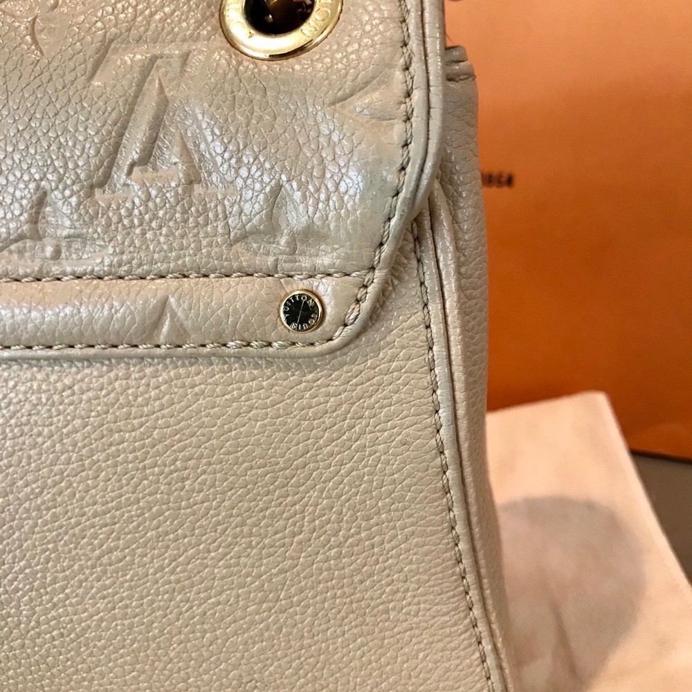 LOUIS VUITTON Saint Germain PM Leather Shoulder Bag - Picture 9 of 16